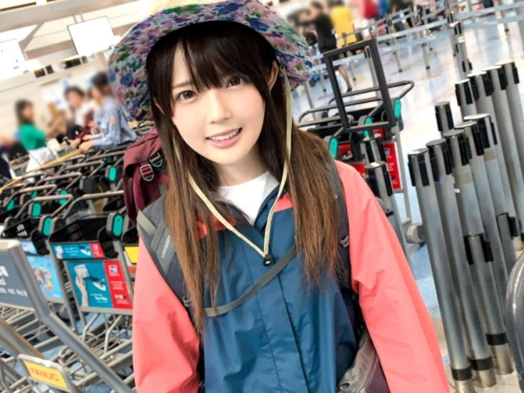 【素人】空港で見つけた大きなリュックサックを背負った美少女を上手に口説いてハメましたｗｗｗ