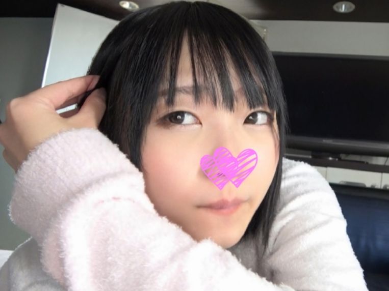【制服美少女の成長記録】天真爛漫な女子校生、まだまだ成長中のちっぱいと敏感マ○コがエロすぎる！無邪気な笑顔の裏に隠れたエッチな本性に興奮！ｗ♡