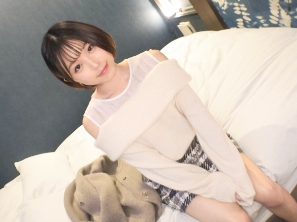 【初撮り素人美少女】『気持ち良すぎる…』小柄で色白のウブな女の子がAV出演で大胆に変身！フル勃起チンポに激ハメされ、イキまくる姿がエロかわいい♥ 男優のテクにメロメロで、本気の喘ぎ声が止まらない！