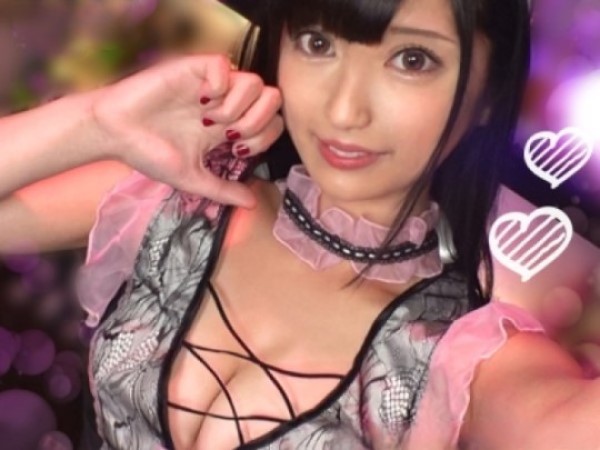 【スレンダー美少女メイドの淫乱覚醒】『もっと…欲しい…』コンカフェ店員がコスプレ姿で生チンポに夢中！細身のカラダをくねらせ、チンポを求めて乱れまくる！性欲全開で貪り合うエロすぎるメイドプレイ！