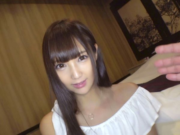 【ナンパ成功！】芸人御用達のフェラ上手なお姉さん、乱パドタキャンで欲求不満！？ 凄テクフェラで男を骨抜きにし、ハメ撮りSEXで本能むき出し！ 芸人も唸る名器マ○コに生挿入で大興奮！