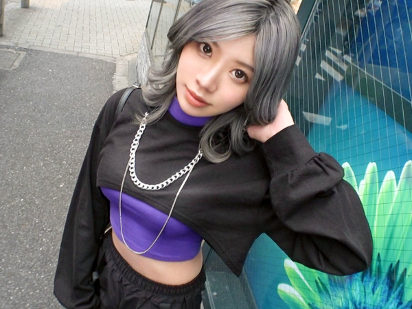 【ギャルナンパ】『もっと奥まで…』へそ出し銀髪ギャルが発情MAX！激濡れマ○コをガチピストンで突きまくり！街で見つけたエロカワギャルが、濃厚セックスで乱れまくる！！♡