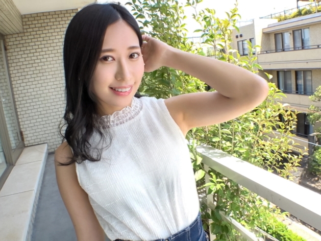 【美乳スレンダーお姉さんの乱れ姿】「もっと激しく…」美しいボディのお姉さんが肉棒に夢中！スレンダーなカラダを震わせて感じまくるエロいセックスに興奮必至♡