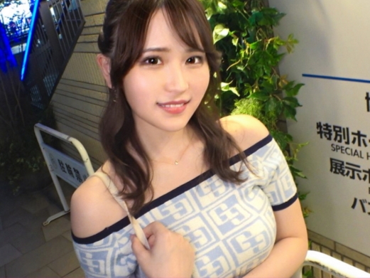 【プリ尻美女の悶絶プレイ】『あっ…ダメ…漏れちゃう…』キュートな美尻ガールが手マンで愛液ダダ漏れ！華奢なボディを激しく貫かれ、感じまくる姿がエロすぎる！