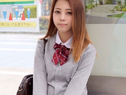 【制服ギャル】貧乳ギャルが敏感おマ○コを刺激され、アソコをトロトロに!制服姿で感じまくる姿がエロかわいい!ワレメを紅く染め、快感に悶えるギャルのセックスがヤバすぎる!♡