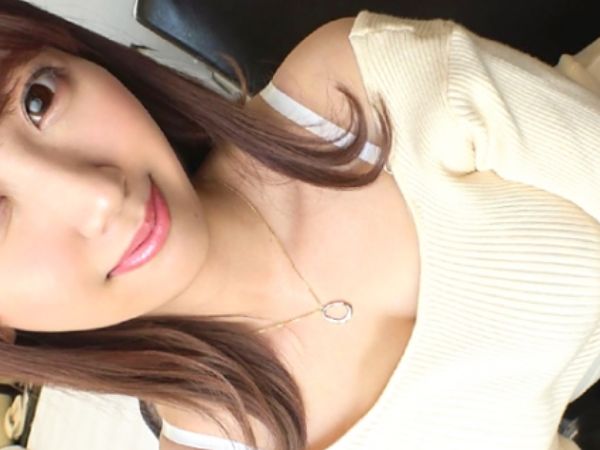 【清楚系ビッチの裏の顔】『ダメ、こんなの…』清純そうな美乳お姉さんが、実はヤリマン♡ 敏感なマンコをガチピスで責められ、感じまくる姿はエロすぎ！清楚な見た目とのギャップが最高なドスケベプレイ！