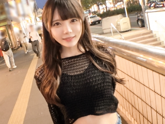 【小悪魔ギャルの誘惑】『もっと激しくして♡』へそ出し美少女が欲望全開！ムラムラMAXなギャルがチンコで感じまくり、乱れまくる姿にフル勃起確定！