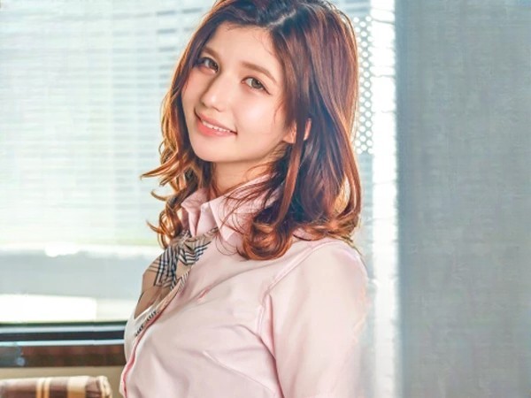 【ハーフ美少女の淫らな喘ぎ】『あっ…ダメ…』エキゾチックな美人がおじさんチ○ポにメロメロ！甲高い声で感じまくり、ぐちゅぐちゅ音がエロすぎる！