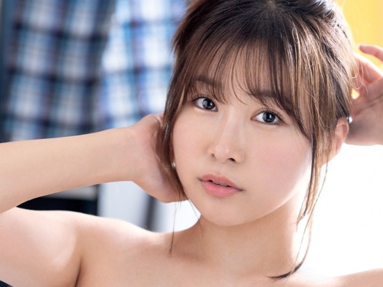 【巨乳彼女との甘々同棲ライフ】『ずっと一緒にいたい…』包容力抜群の美巨乳彼女とラブラブ性活！ 柔らかいおっぱいに顔を埋めて癒され、エッチでは揺れる巨乳に興奮MAX！ 彼女の優しさとエロさのギャップにメロメロ必至♡ 最高の同棲生活を覗き見！