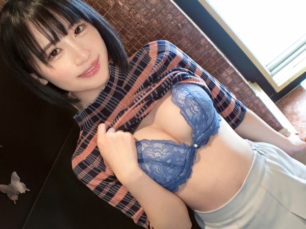 【素人美少女の秘密】『そんなに濡れちゃうの？』超絶キツマン女子が指入れだけで愛液ダダ漏れ！激カワ女子の意外なエロさにビックリ♡