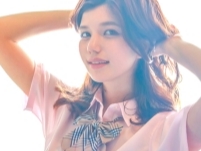 【人妻ナンパ】美尻セレブ妻、32歳とは思えない若さ！子持ちとは思えないエロさで、夫以外のチンポにオマンコを激しく突かれ、感じまくる！Tバックから覗く美尻がたまらない！