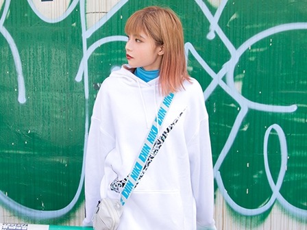 【ギャルAVデビュー】『初めてでドキドキ…』19歳のピチピチギャルが初AVで大胆セックス！口内射精の味に驚きながらも、エッチな表情でごっくんしちゃう！♡