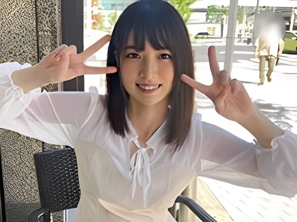 【美白肌の素人お姉さん】『恥ずかしい…』22歳美肌娘が手マンでクネクネ♡騎乗位でガン突きされおっぱいぷるぷる！腰振りが止まらないエッチな夜♡